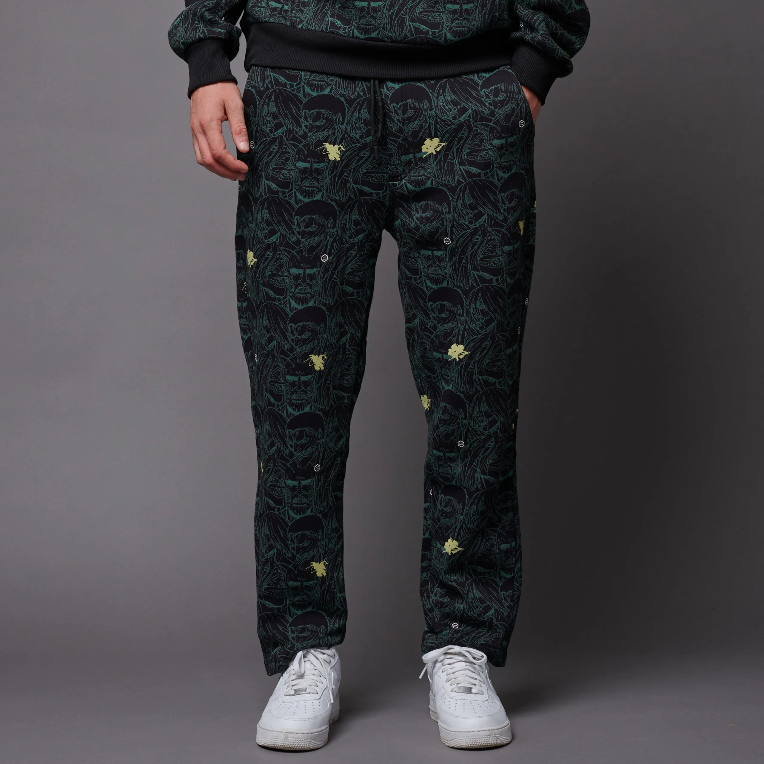 AoT Pattern Chino Sweatpants