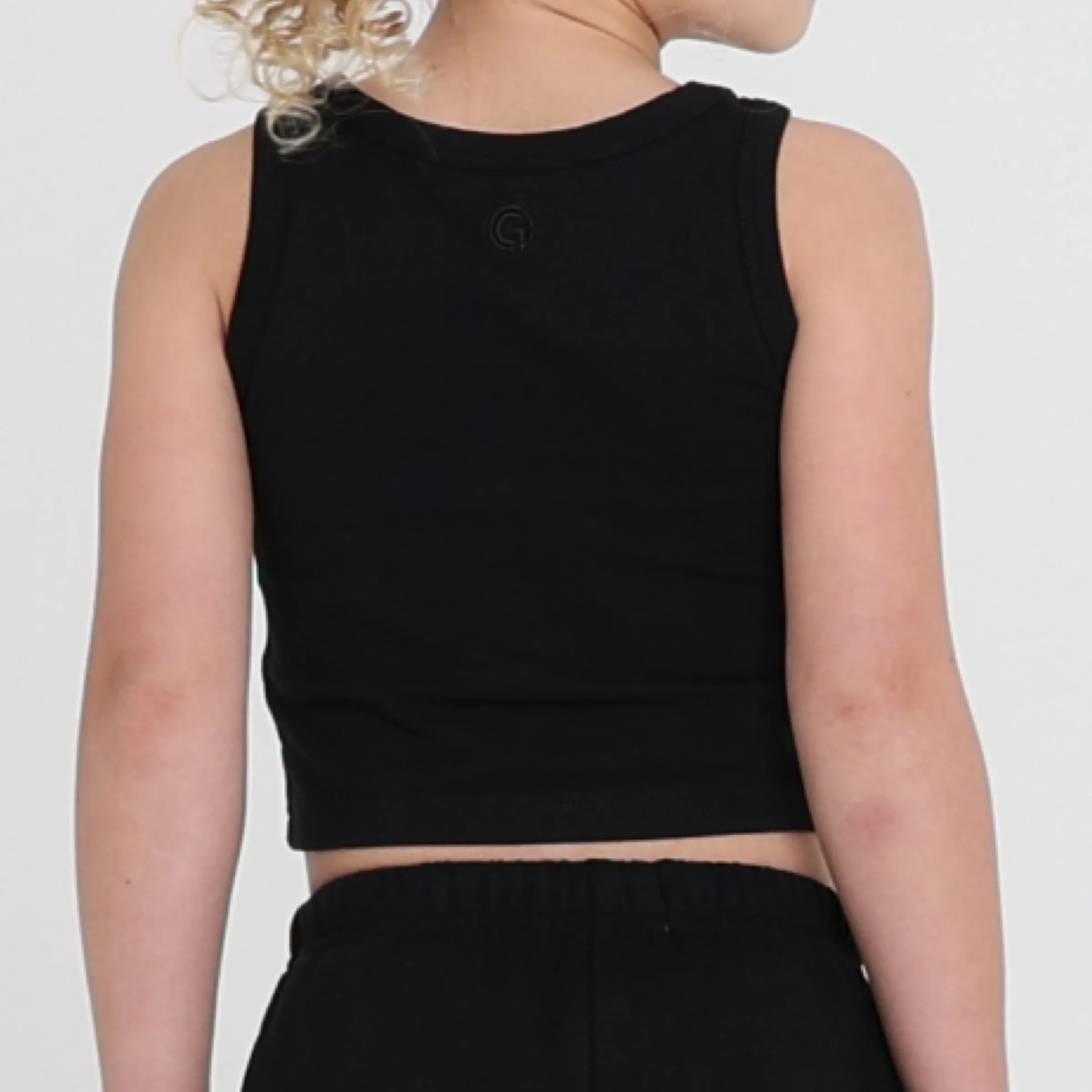 CROPPED TANK (JUNIOR) - BLACK