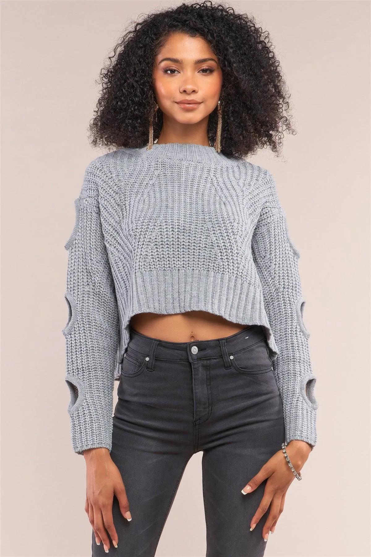 Grey Round Neck Long Cut-Out Detail Sleeve Cable Knit Cropped Sweater /4-2