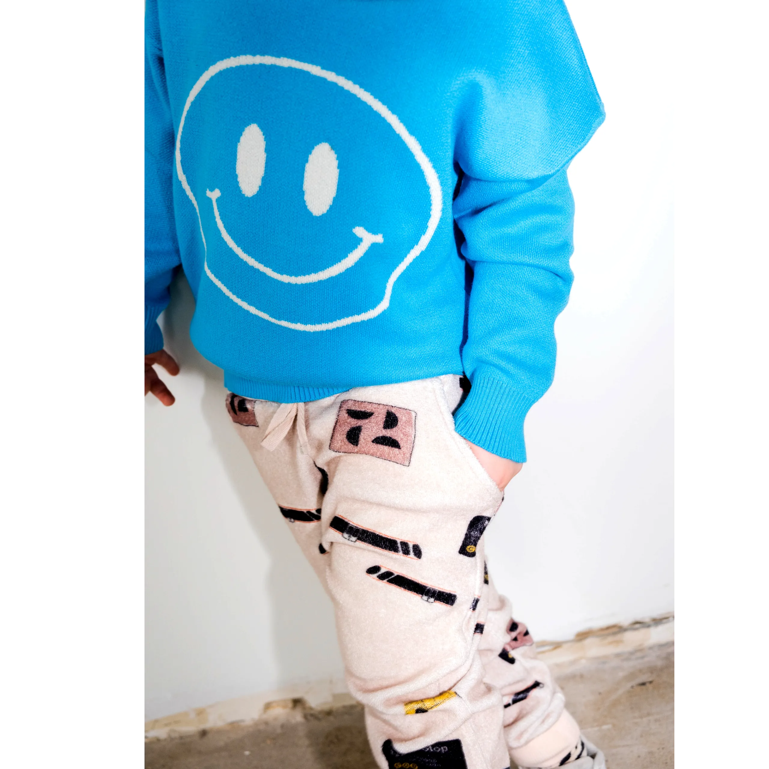 Kids Unisex Knit Sweater- Bright Blue Smiley