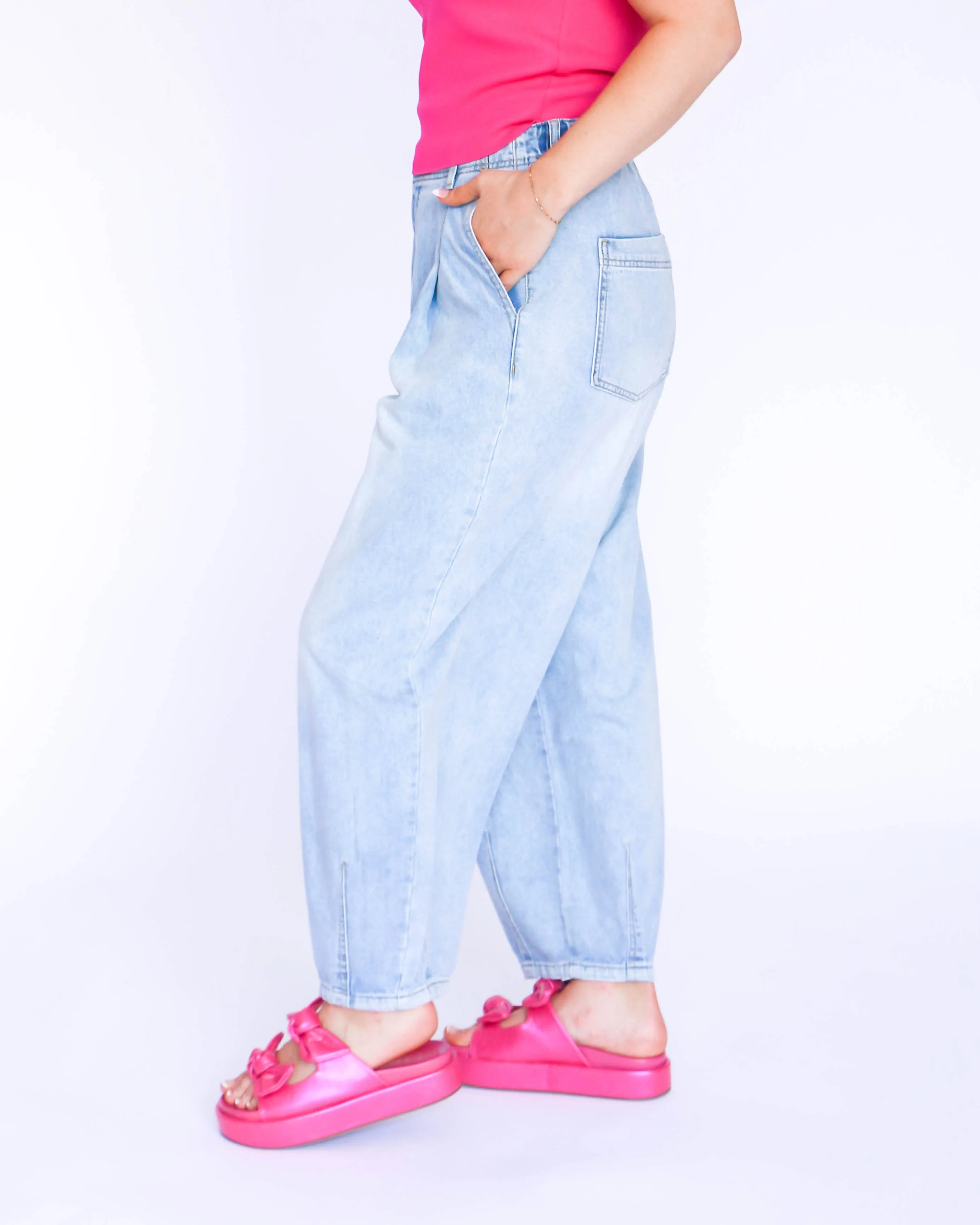 Loose Fit Denim Pants with Pleat Detail