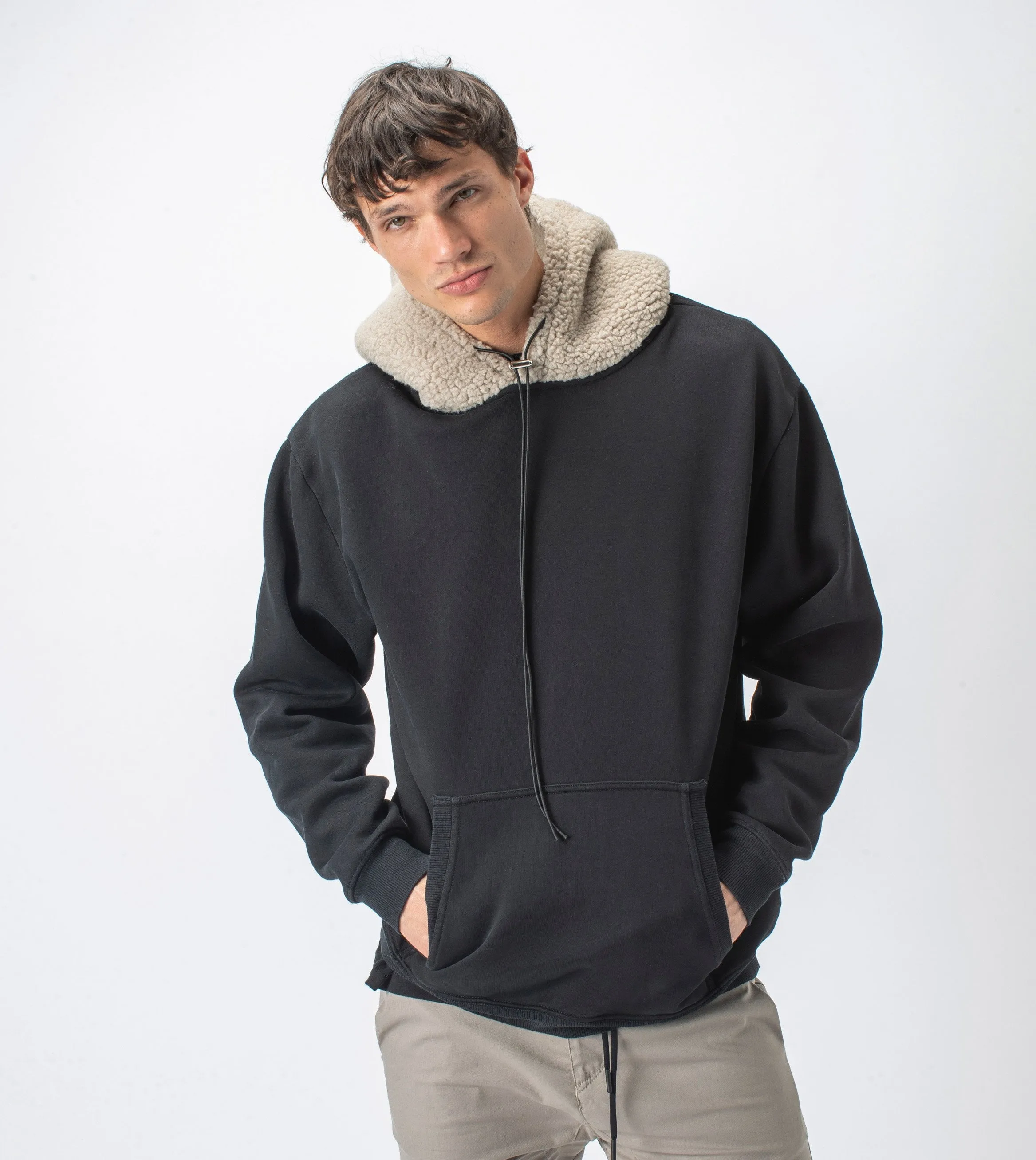 Shearling Hood Sweat Smokey Black/Timber